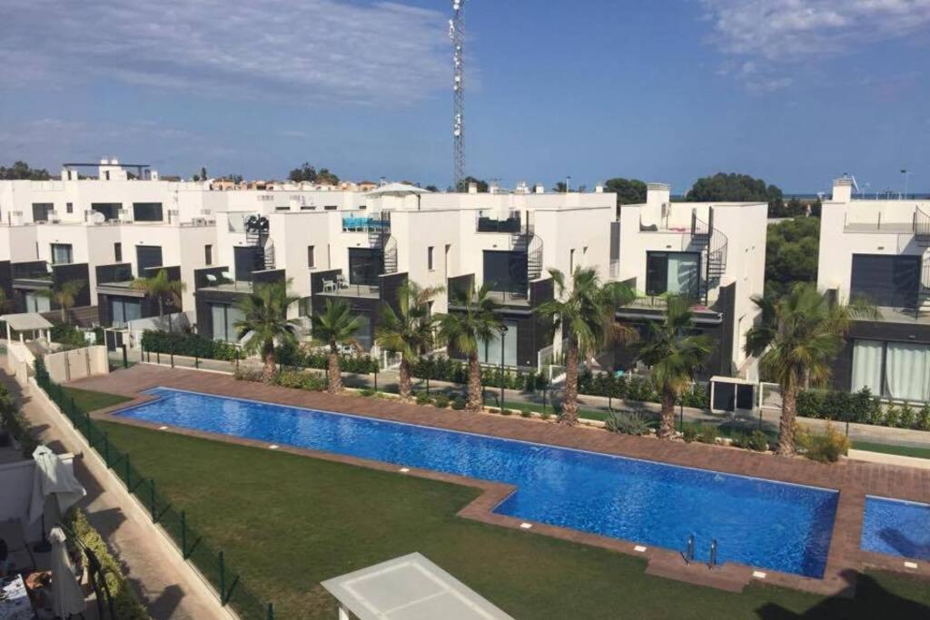 Fun Holiday Apartment Punta Prima Torrevieja Exterior foto